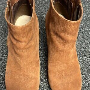 Cole Haan Women’s Chestnut Brown Suede Ankle Boot Size 8.5